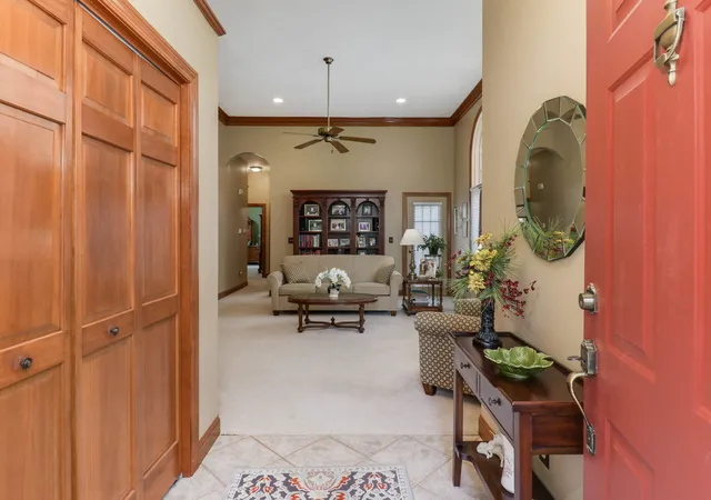 Homes for sale in Bloomington, IL | 17 Grape Vine Ln, Bloomington, IL 61704 | MLS# 12702939