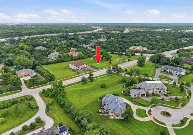 Homes for sale in Burr Ridge, IL | 6423 S County Line Rd, Burr Ridge, IL 60527 | MLS# 12702959