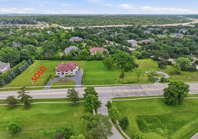 5th image of 6423 S County Line Rd, Burr Ridge, IL 60527 | MLS# 12702959