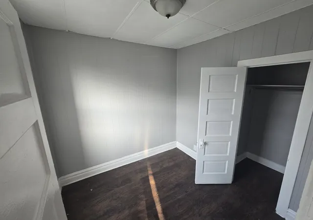 Listing Photo 5 - Condo for sale in building located at 1229 E 71st St, Chicago, IL 60619