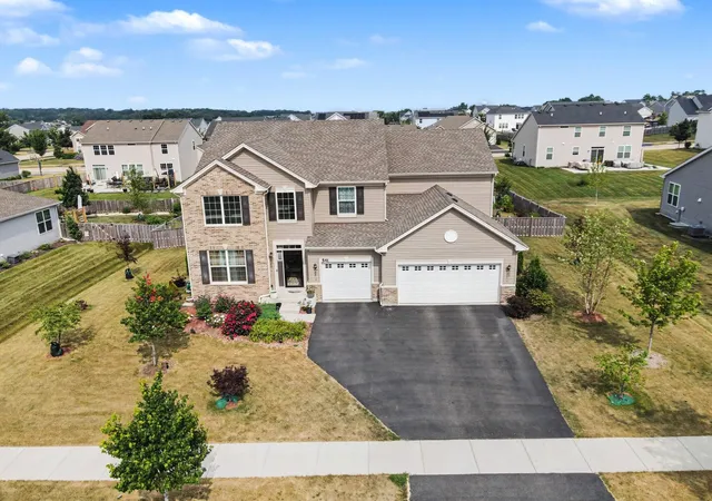 3rd image of 541 Ashworth Ln, Yorkville, IL 60560 | MLS# 12702963