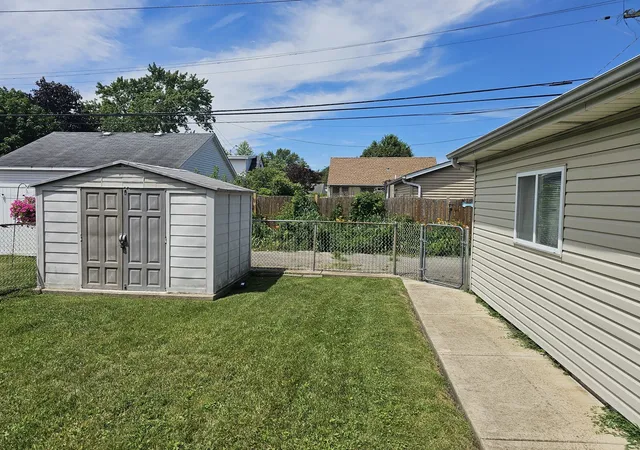 Photo 3 of Single family home for sale at 9642 Normandy Ave, Oak Lawn, IL 60453 | MLS# 12702969 | Listing updated on 2026-07-20