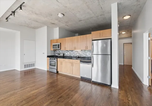 Homes for sale in Chicago, IL | 1620 S Michigan Ave #606, Chicago, IL 60616 | MLS# 12702982