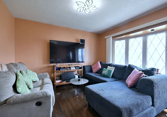 4th image of 10301 Panoramic Dr, Franklin Park, IL 60131 | MLS# 12703038