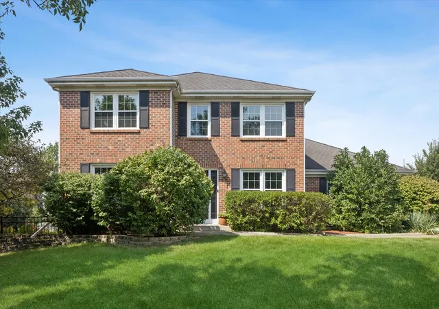 Photo 1 of Single family home for sale at 1524 Fieldcrest Dr, West Chicago, IL 60185 | MLS# 12703051 | Listing updated on 2026-09-27