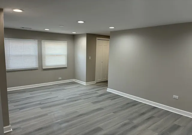 14th image of 8305 S Maryland Ave, Chicago, IL 60619 | MLS# 12703065