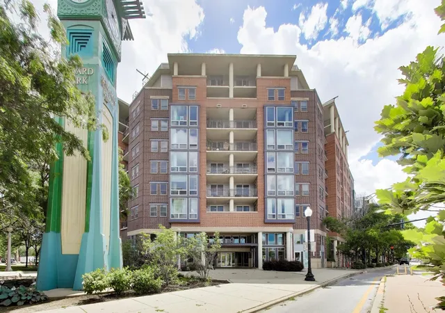 Homes for sale in Chicago, IL | 437 W Division St #303, Chicago, IL 60610 | MLS# 12703084