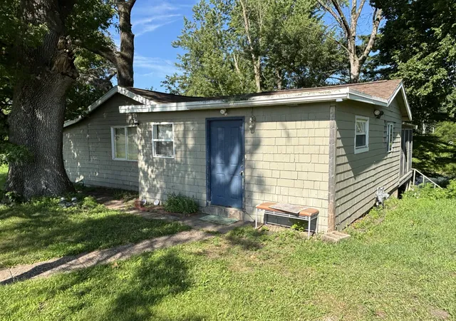 Homes for sale in Fulton, IL | 16379 Ebson Rd, Fulton, IL 61252 | MLS# 12703118