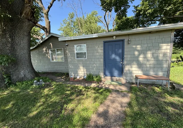 Homes for sale in Fulton, IL | 16379 Ebson Rd, Fulton, IL 61252 | MLS# 12703118