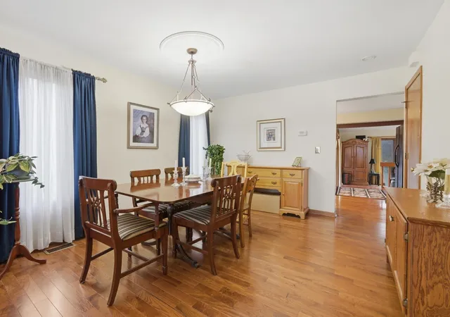 4th image of 312 Brookdale Dr #A, Bloomingdale, IL 60108 | MLS# 12703131