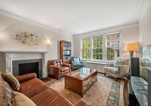 4th image of 3800 N Lake Shore Dr #3G, Chicago, IL 60613 | MLS# 12703148