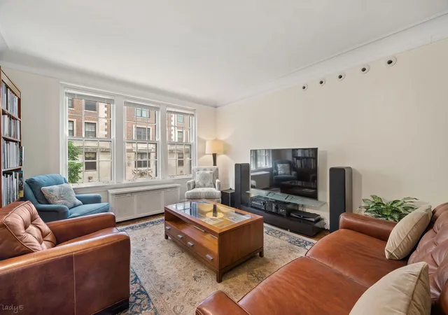 5th image of 3800 N Lake Shore Dr #3G, Chicago, IL 60613 | MLS# 12703148