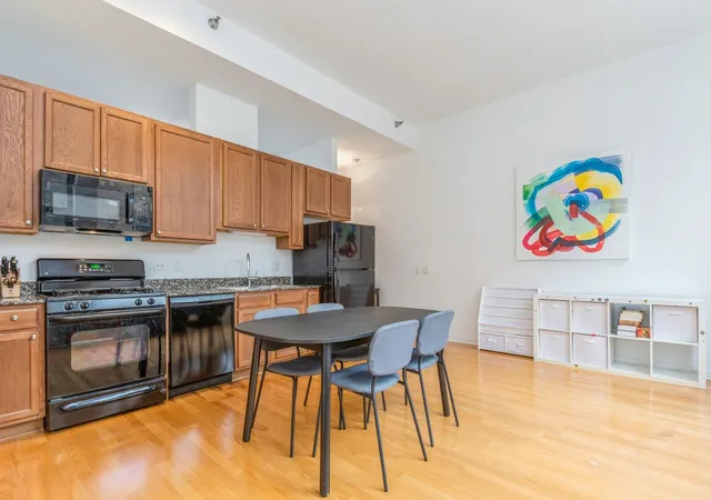 3rd image of 8 W Monroe St #1005, Chicago, IL 60603 | MLS# 12703189