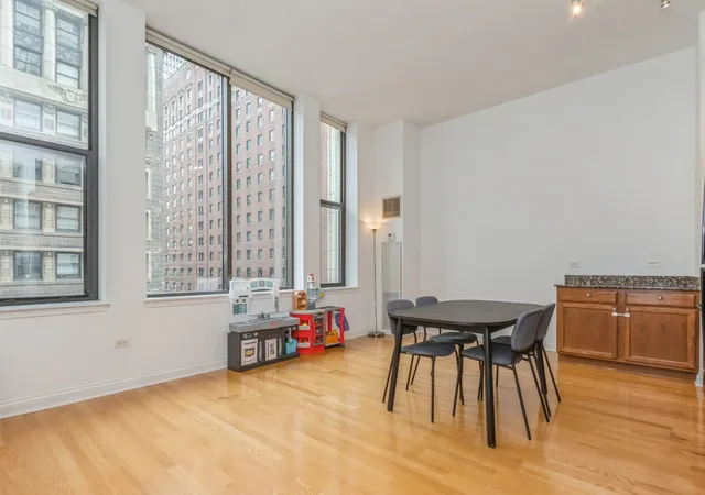 4th image of 8 W Monroe St #1005, Chicago, IL 60603 | MLS# 12703189