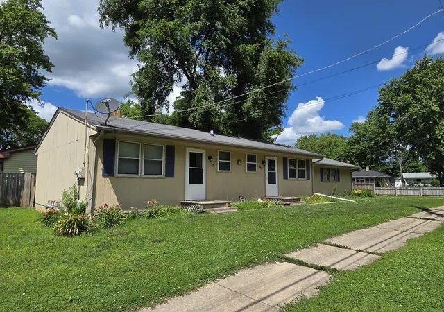Homes for sale in Rockford, IL | 927 929 Halsted Rd, Rockford, IL 61103 | MLS# 12703197