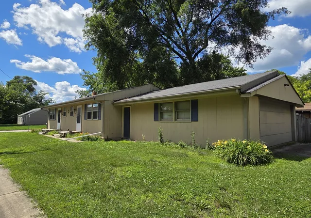 Homes for sale in Rockford, IL | 927-929 Halsted Rd, Rockford, IL 61103 | MLS# 12703197