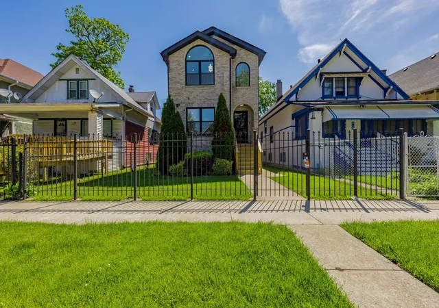 1st image of 921 N Lorel Ave, Chicago, IL 60651 | MLS# 12703221