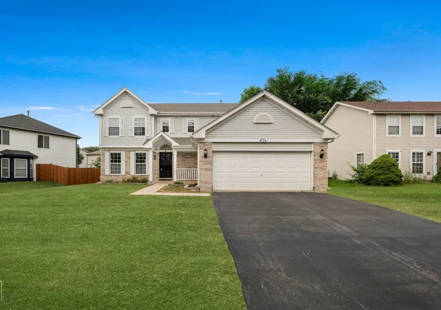Photo 1 of Single family home for sale at 674 Maple Dr, Streamwood, IL 60107 | MLS# 12703225 | Listing updated on 2026-09-15