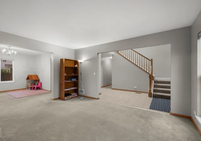 Photo 4 of Single family home for sale at 674 Maple Dr, Streamwood, IL 60107 | MLS# 12703225 | Listing updated on 2026-09-30