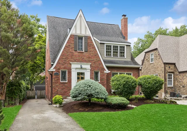 1st image of 7605 Washington Blvd, River Forest, IL 60305 | MLS# 12703263