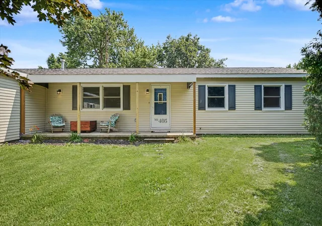 Photo 1 of Single family home for sale at 405 Washington St, Fithian, IL 61844 | MLS# 12703264 | Listing updated on 2026-09-03