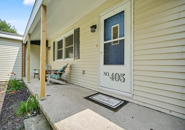Photo 3 of Single family home for sale at 405 Washington St, Fithian, IL 61844 | MLS# 12703264 | Listing updated on 2026-10-18