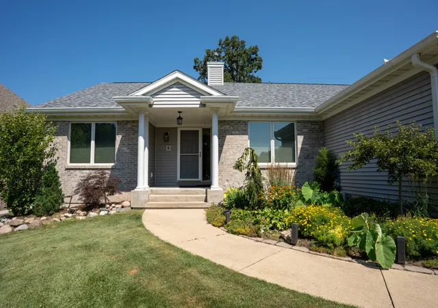 Homes for sale in Machesney Park, IL | 9508 Shore Dr, Machesney Park, IL 61115 | MLS# 12703326
