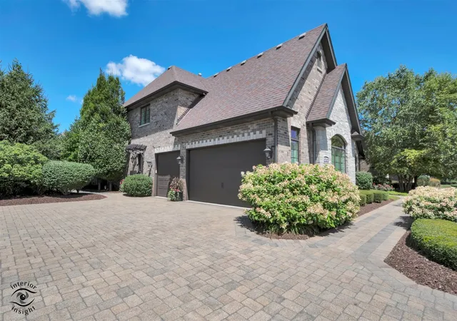Photo 3 of Single family home for sale at 10700 Millers Way, Orland Park, IL 60467 | MLS# 12703355 | Listing updated on 2026-08-27