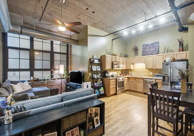 5th image of 3963 W Belmont Ave #211, Chicago, IL 60618 | MLS# 12703363