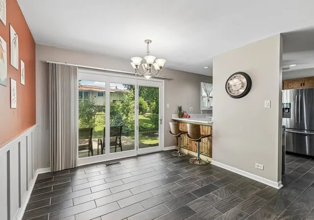 Photo 4 of Single family home for sale at 5460 Adeline Pl, Oak Forest, IL 60452 | MLS# 12703376 | Listing updated on 2026-08-25