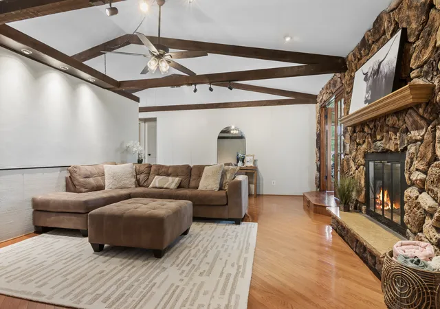Photo 4 of Single family home for sale at 9761 Squire Ln, Belvidere, IL 61008 | MLS# 12703435 | Listing updated on 2026-10-07