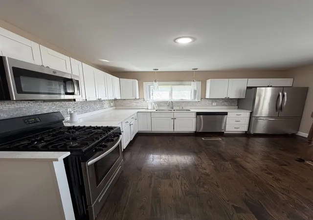 5th image of 7629 S Dante Ave, Chicago, IL 60619 | MLS# 12703459