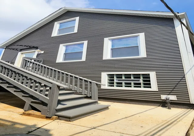 2nd image of 3816 W Montrose Ave, Chicago, IL 60618 | MLS# 12703472