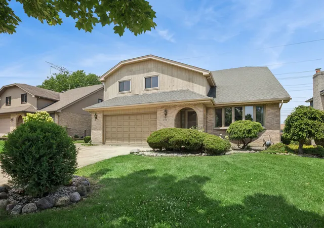 Photo 1 of Single family home for sale at 1280 N Aspen Way, Addison, IL 60101 | MLS# 12703489 | Listing updated on 2026-08-05