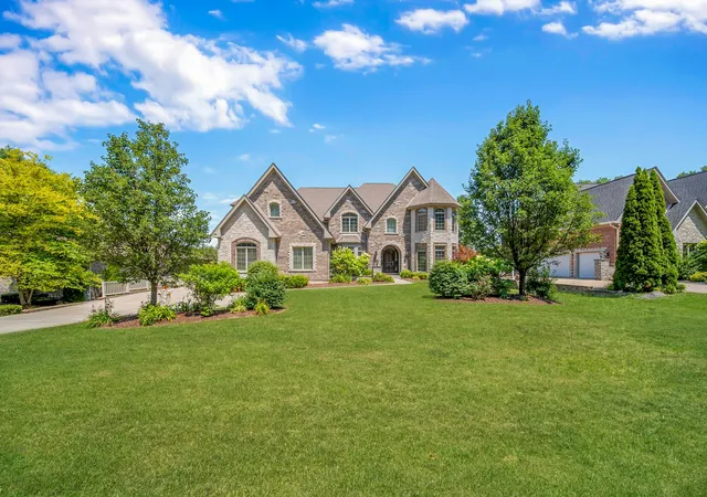 Photo 2 of Mansion for sale at 14291 131st Street, Lemont, IL 60439 | MLS# 12703514 | Listing updated on 2026-08-25
