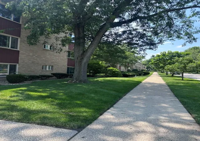 2nd image of 2612 Central Dr #1N, Flossmoor, IL 60422 | MLS# 12703524