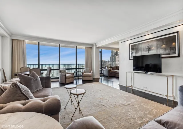 4th image of 1040 N Lake Shore Dr #26B, Chicago, IL 60611 | MLS# 12703562