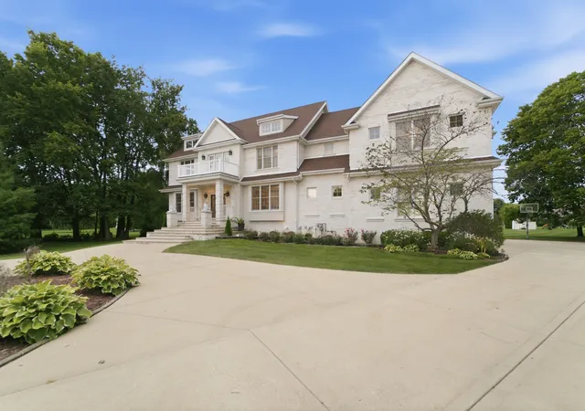 4th image of 1096 Country Ln, Bourbonnais, IL 60914 | MLS# 12703585