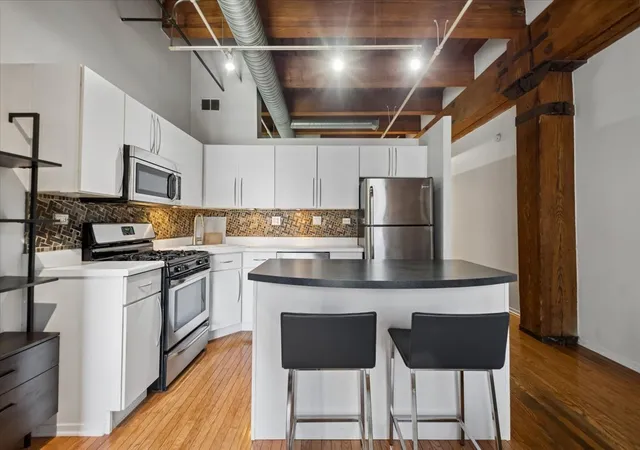 Homes for sale in Chicago, IL | 360 W Illinois St #312, Chicago, IL 60654 | MLS# 12703603