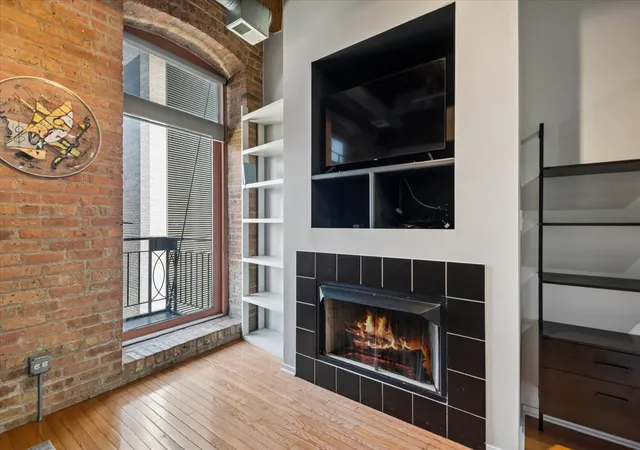 Homes for sale in Chicago, IL | 360 W Illinois St #312, Chicago, IL 60654 | MLS# 12703603