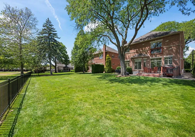 Homes for sale in Park Ridge, IL | 1105 Austin Ave, Park Ridge, IL 60068 | MLS# 12703608
