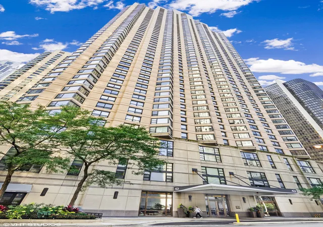 2nd image of 401 E Ontario St #2601, Chicago, IL 60611 | MLS# 12703615