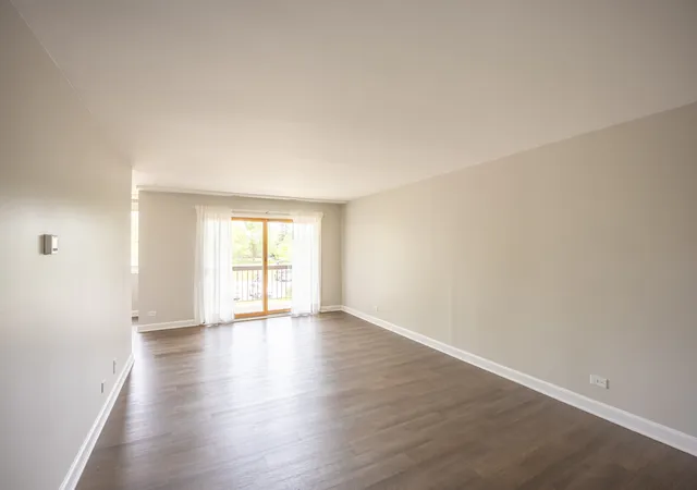 Photo 2 of Condo for sale at 450 Raintree Ct #2B, Glen Ellyn, IL 60137 | MLS# 12703645 | Listing updated on 2026-09-06