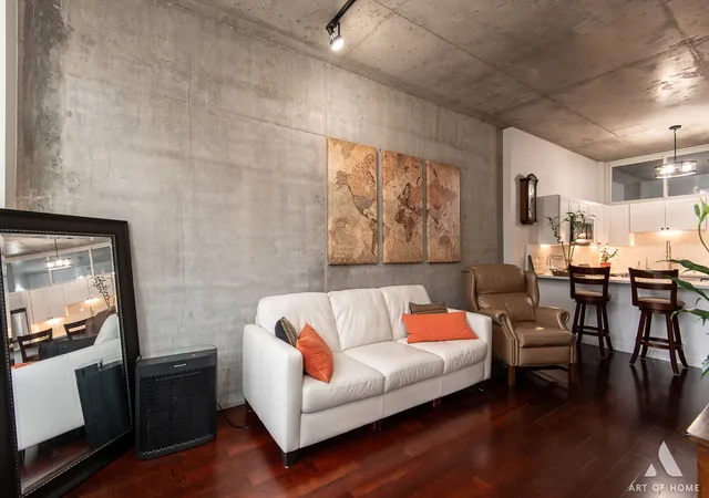 3rd image of 235 W Van Buren St #2216, Chicago, IL 60607 | MLS# 12703818