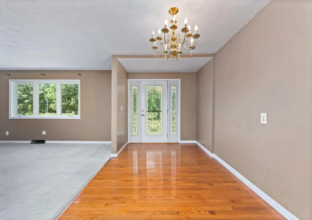 Photo 2 of Single family home for sale at 4022 Landmark Rd, Iuka, IL 62849 | MLS# 12703820 | Listing updated on 2026-09-02