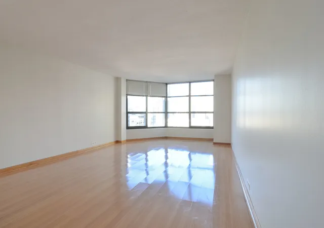 Homes for sale in Chicago, IL | 405 N Wabash Ave #2214, Chicago, IL 60611 | MLS# 12703825