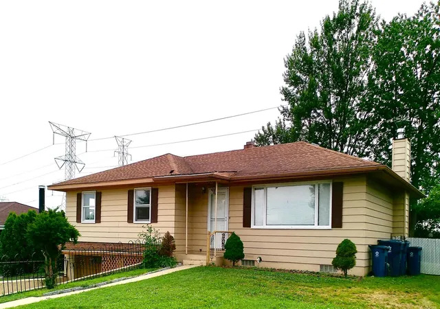 1st image of 2021 Leness Ln, Crest Hill, IL 60403 | MLS# 12703836