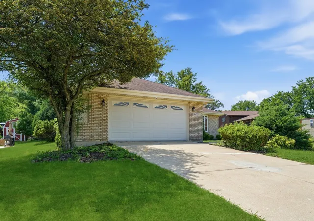 Homes for sale in Homer Glen, IL | 14433 Mallard Dr, Homer Glen, IL 60491 | MLS# 12703844
