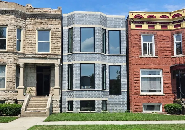 Photo 2 of Single family home for sale at 530 E 44th Place, Chicago, IL 60653 | MLS# 12703860 | Listing updated on 2026-08-31
