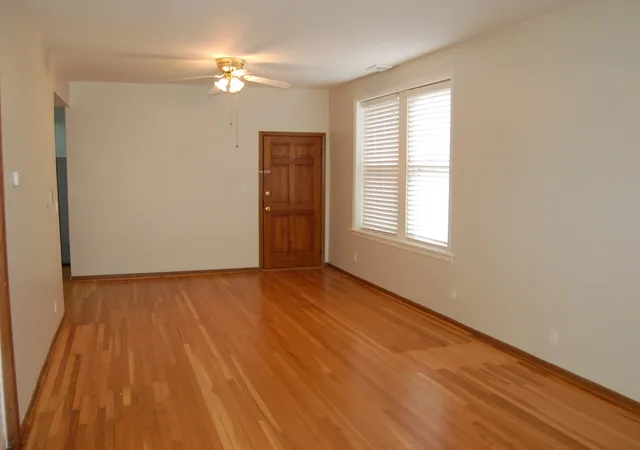 Photo 3 of Condo for sale at 1668 W Edgewater Ave #2S, Chicago, IL 60660 | MLS# 12703875 | Listing updated on 2026-08-05